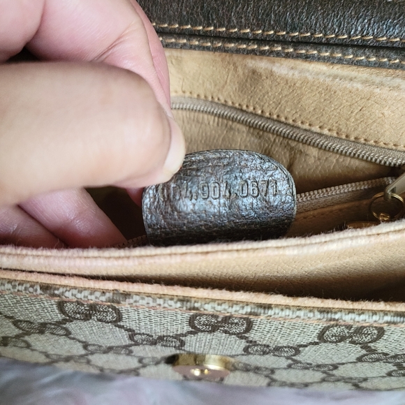 100% Authentic gucci vintage GG canvas crossbody bag - Picture 11 of 13